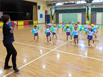 課外授業【チアダンス教室】::東大阪大学附属幼稚園